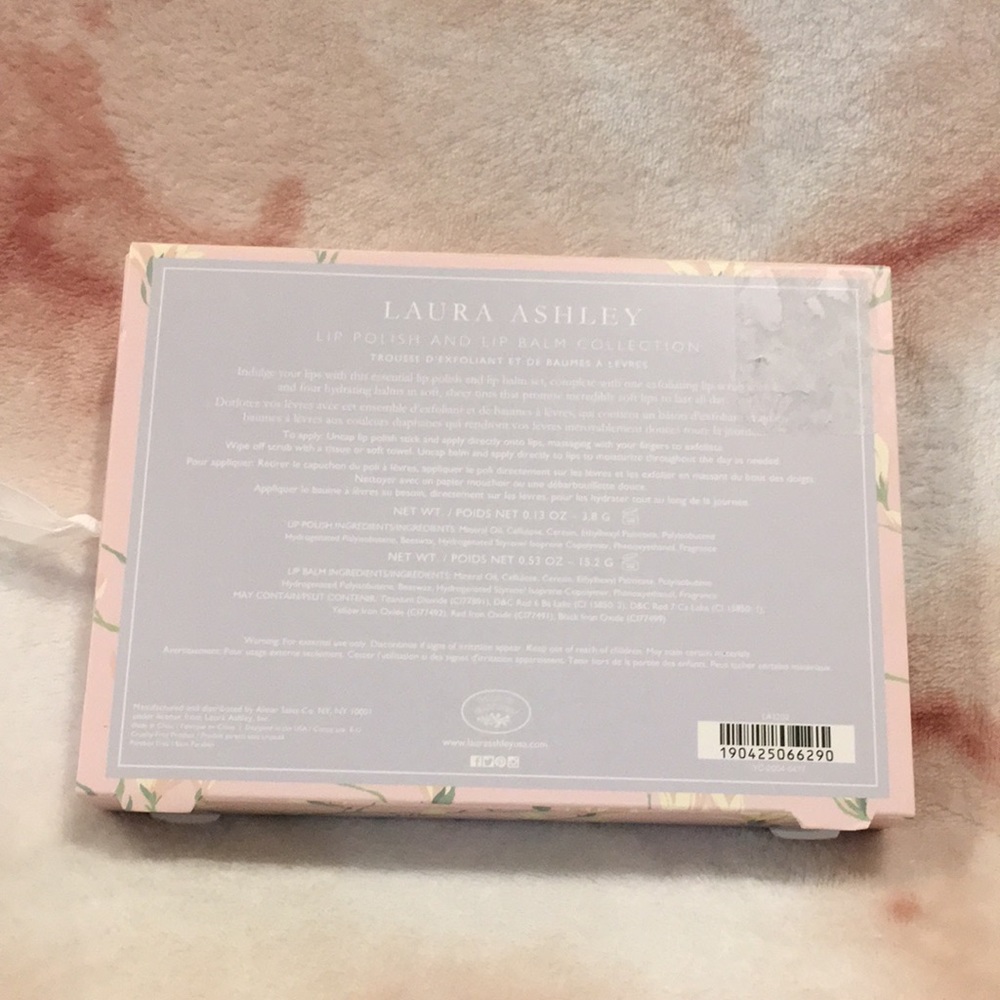 Laura Ashley Lip Polish & Lip Balm Collection 1 lip scrub 4 hydrating balms NWT - Picture 9 of 15